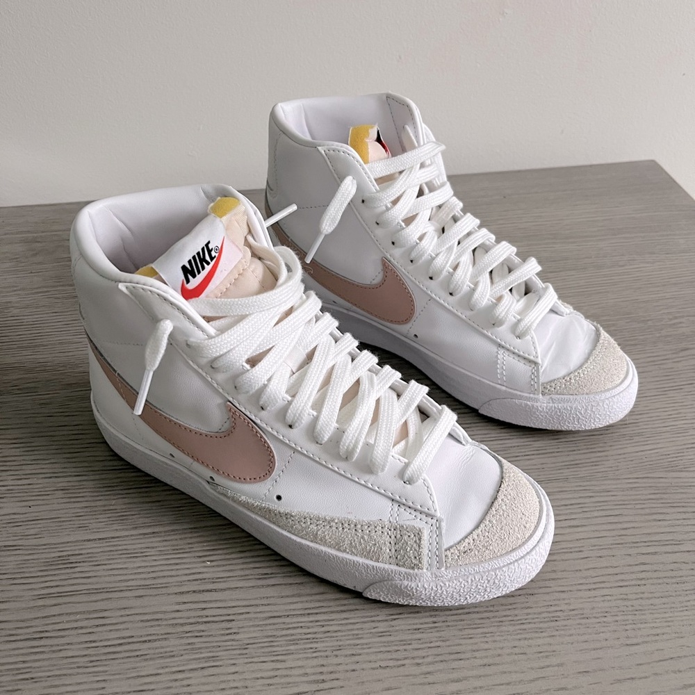 Nike Blazers mid ‘77 women’s shoes